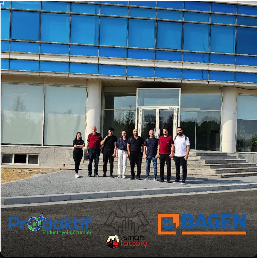 SmartFactory MES üretim ve OEE izleme ekranı